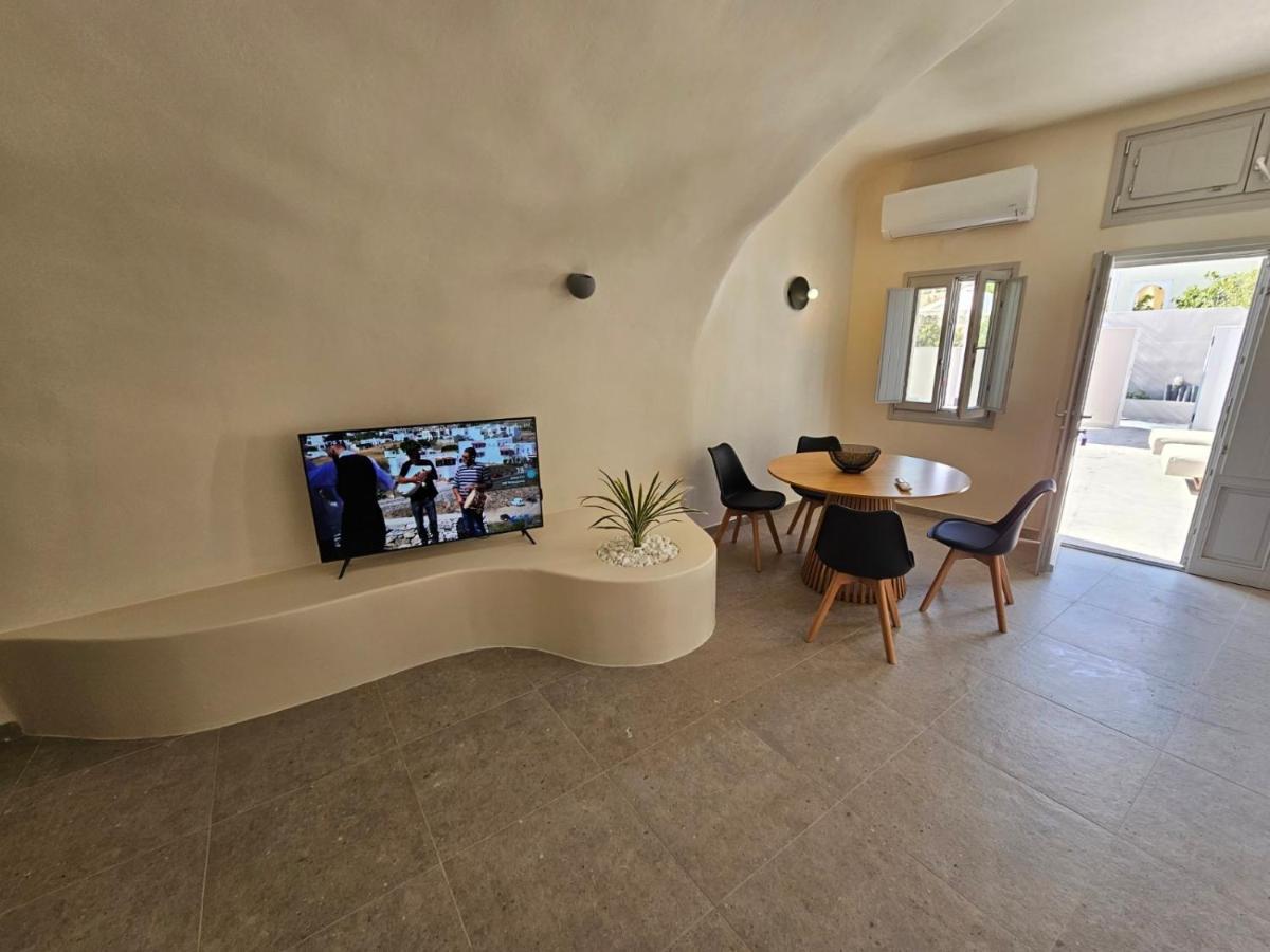 Petroma Cave Suites Vourvoúlos Eksteriør bilde